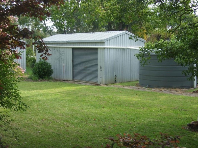 9 Esk Street, Crows Nest QLD 4355