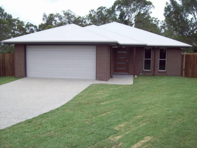 22 Samuel Avenue, Crows Nest QLD 4355