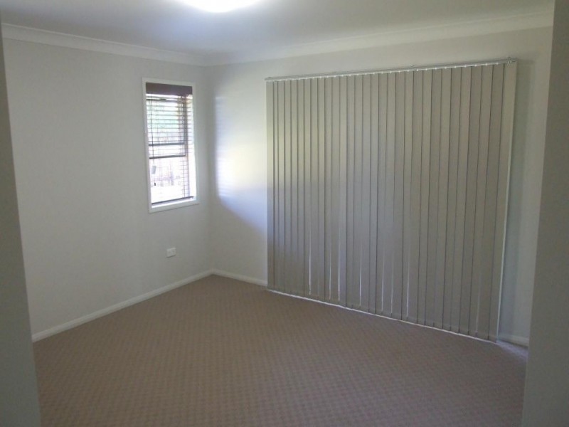 22 Samuel Avenue, Crows Nest QLD 4355