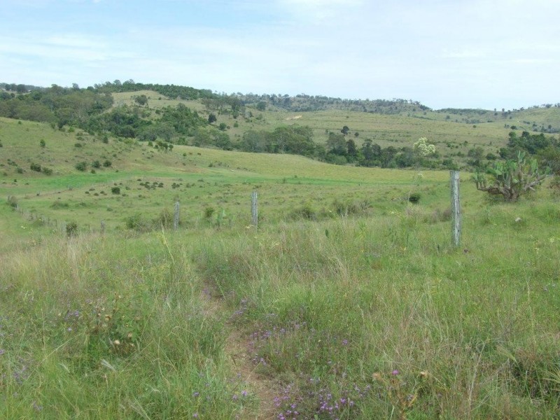 20 Mann Road, Haden QLD 4353