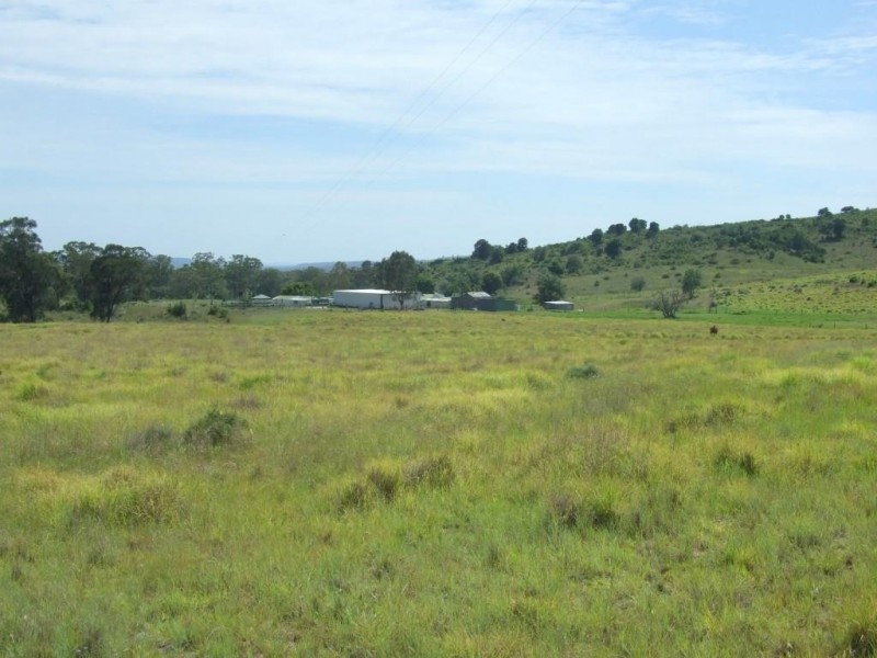 20 Mann Road, Haden QLD 4353