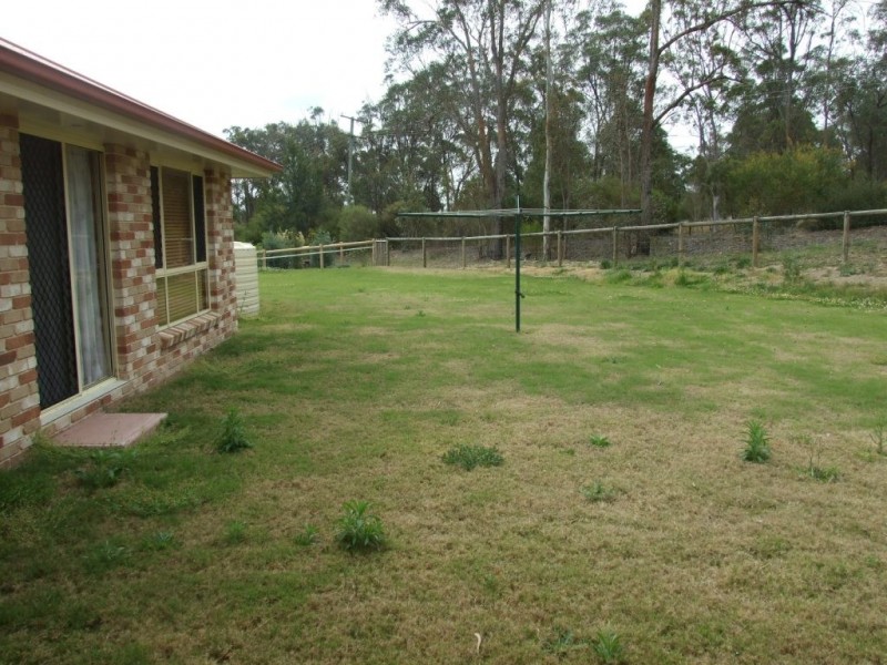 24 Naomi Drive, Crows Nest QLD 4355