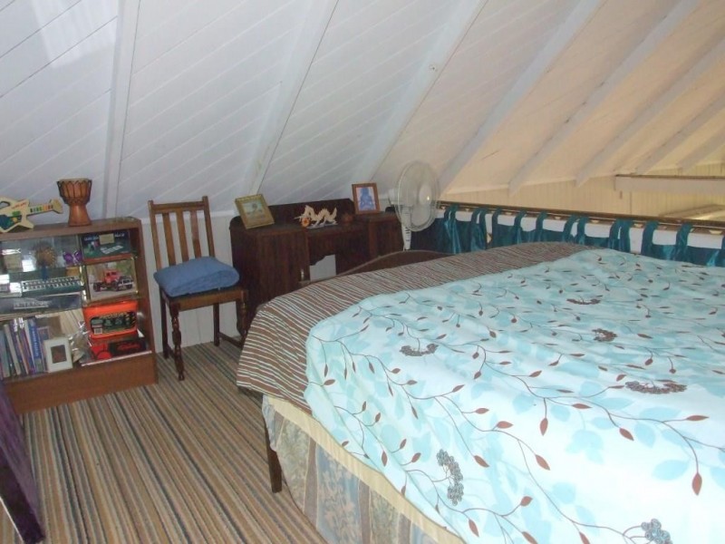 59 Albert Street, Crows Nest QLD 4355