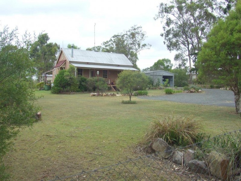 59 Albert Street, Crows Nest QLD 4355