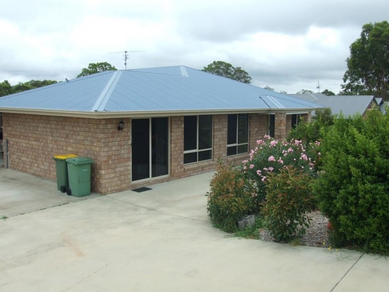 7 Jane Street, Crows Nest QLD 4355