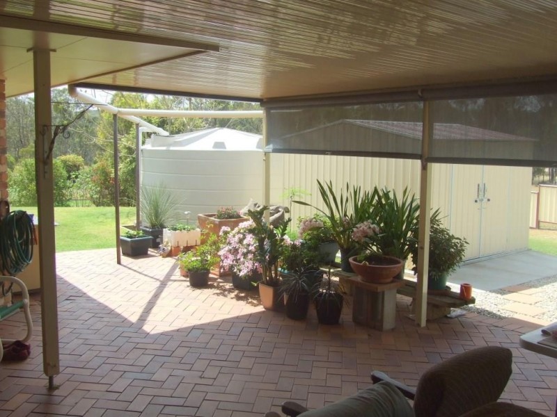 14 East Side Road, Crows Nest QLD 4355