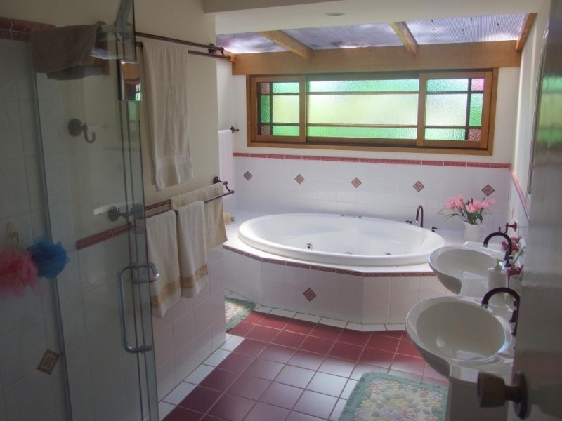 28 Railway Terrace, Crows Nest QLD 4355