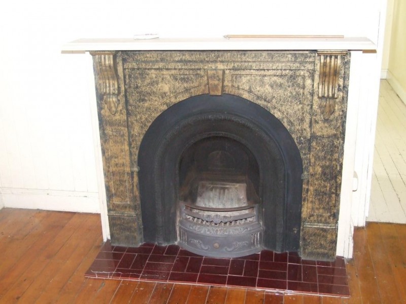 7 Esk Street, Crows Nest QLD 4355