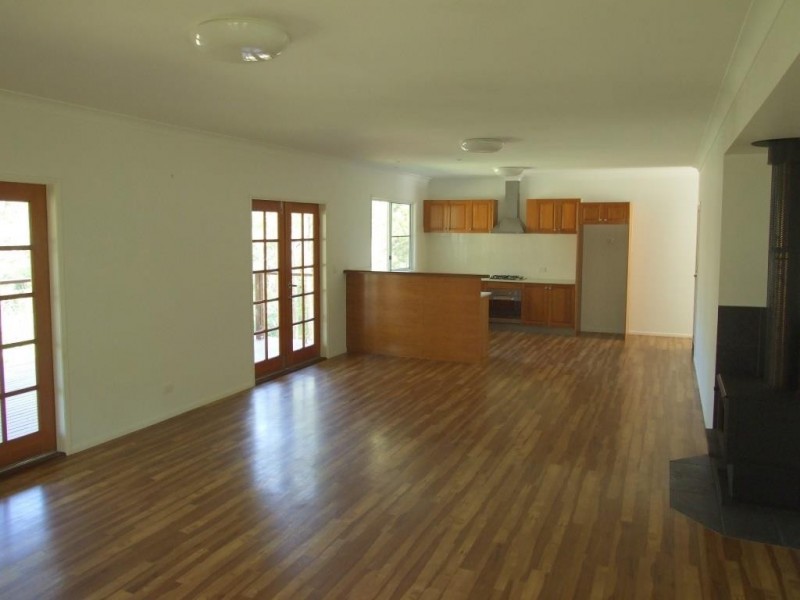 3847 Esk Hampton Road, Ravensbourne QLD 4352