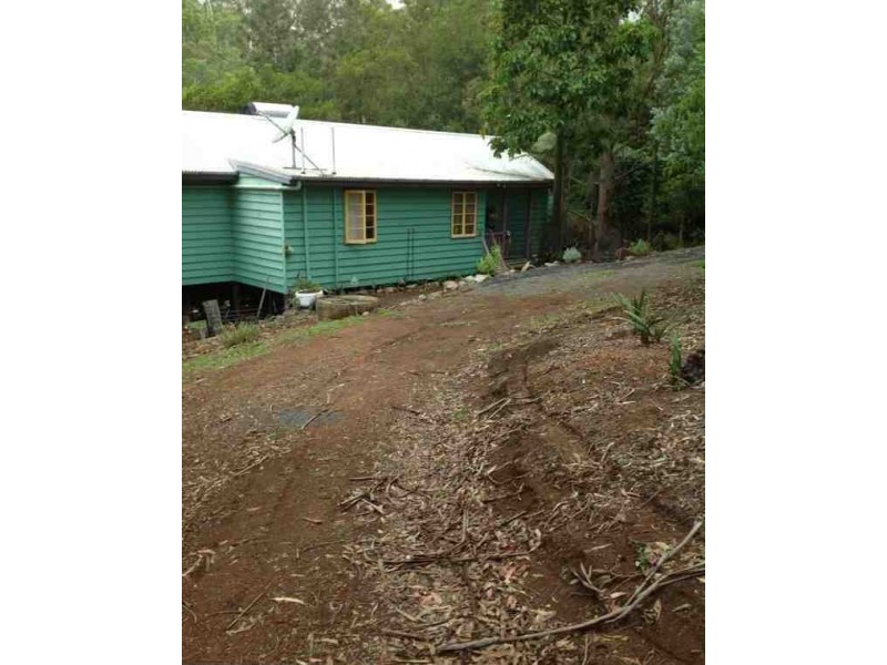 185 Post Office Road, Ravensbourne QLD 4352