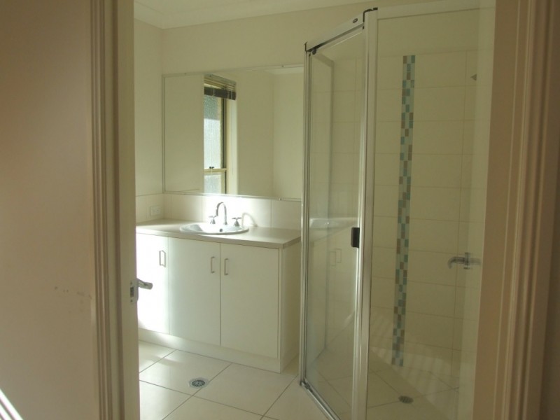 5 Alexander Close, Crows Nest QLD 4355
