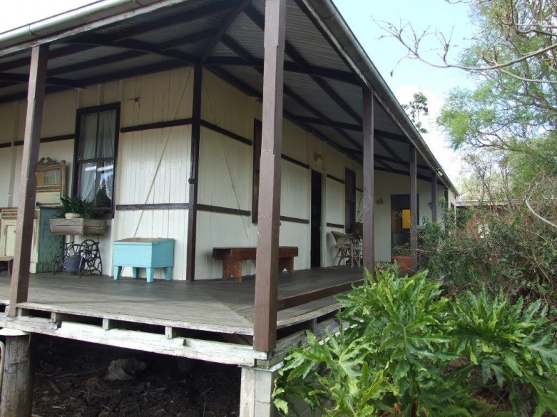 184 Herron Road, Crows Nest QLD 4355