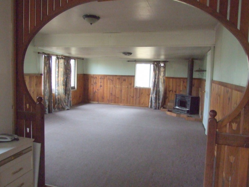 24 McGreevy Road, Crows Nest QLD 4355