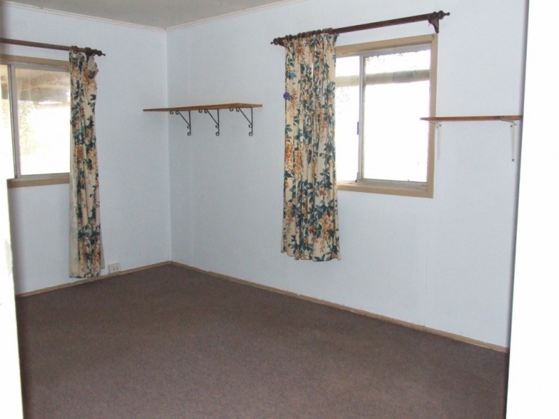 24 McGreevy Road, Crows Nest QLD 4355