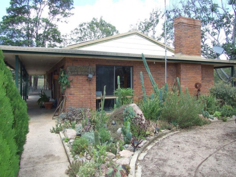 42 Austin Road, Crows Nest QLD 4355