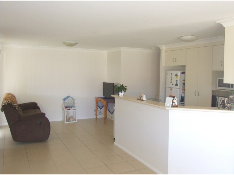 14 Samuel Avenue, Crows Nest QLD 4355