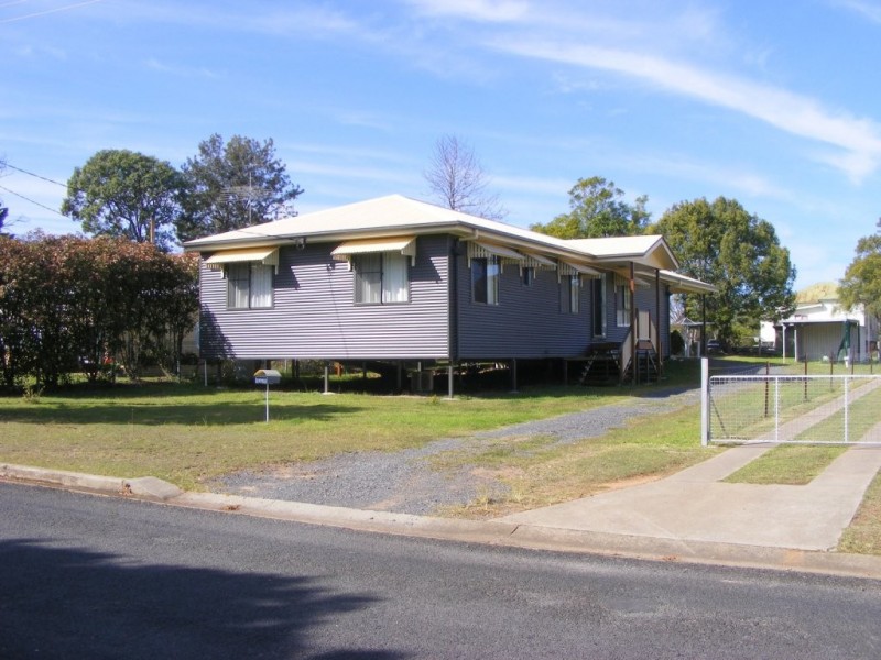 11 Sharp Street, Crows Nest QLD 4355