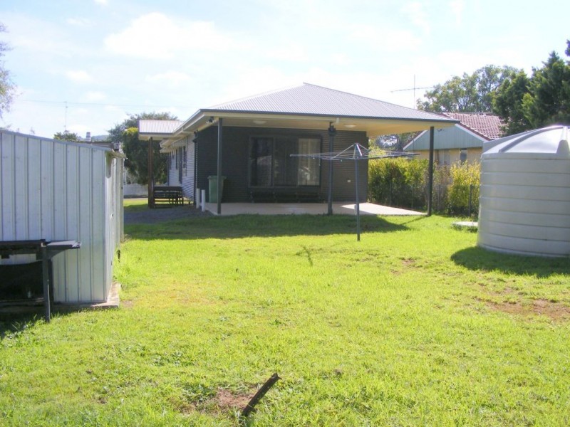 11 Sharp Street, Crows Nest QLD 4355