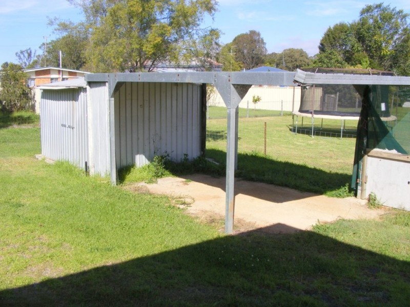 11 Sharp Street, Crows Nest QLD 4355