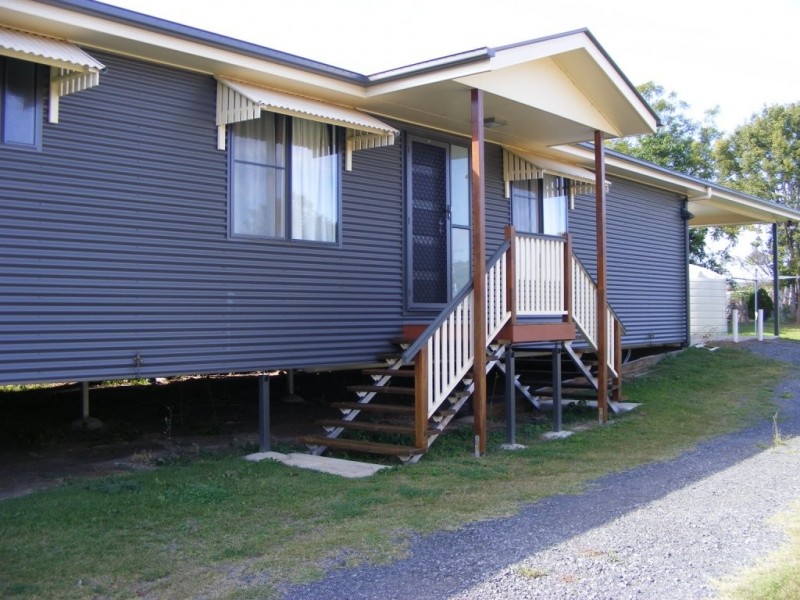 11 Sharp Street, Crows Nest QLD 4355