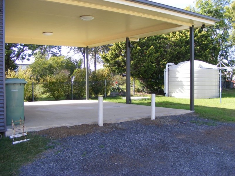 11 Sharp Street, Crows Nest QLD 4355