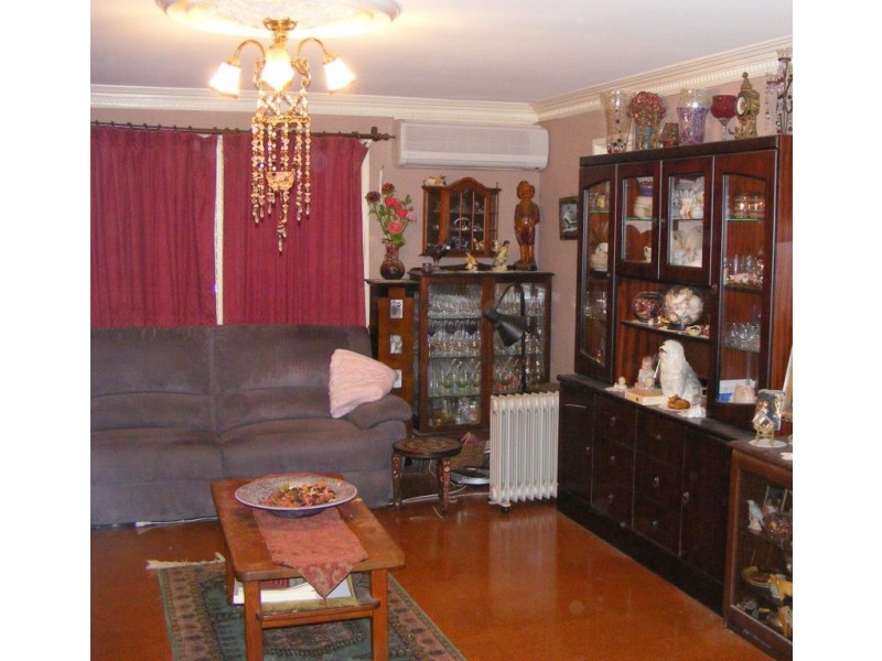 8 Pinnell Road, Crows Nest QLD 4355