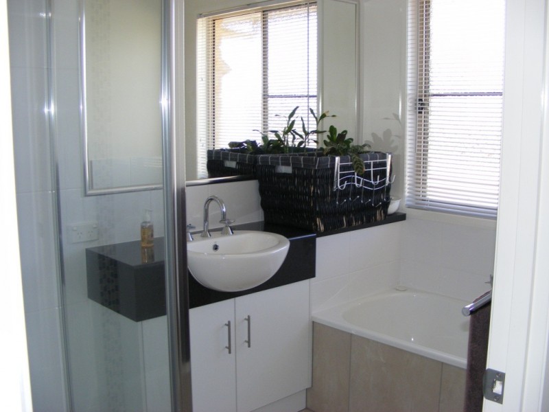 14 Naomi Drive, Crows Nest QLD 4355