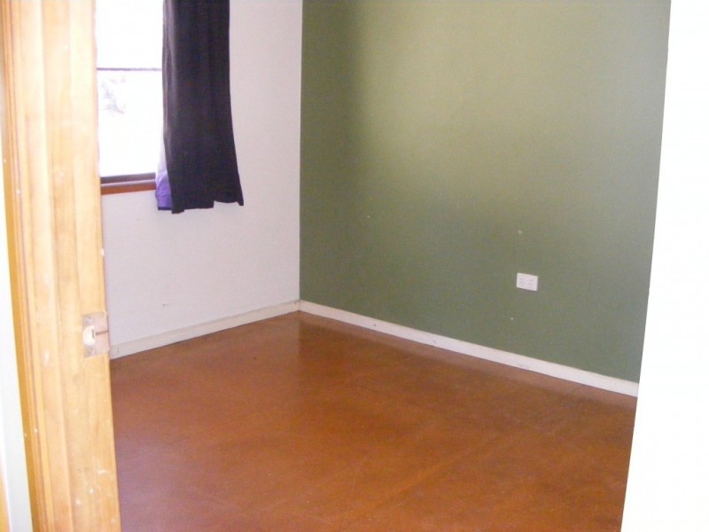 13 Pinnell Road, Crows Nest QLD 4355