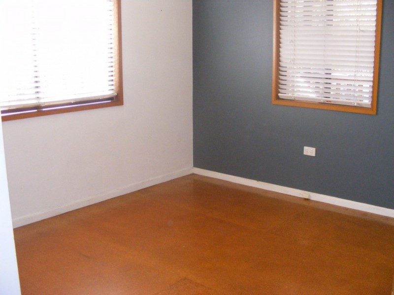 13 Pinnell Road, Crows Nest QLD 4355