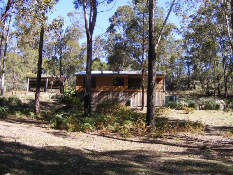 13 Pinnell Road, Crows Nest QLD 4355