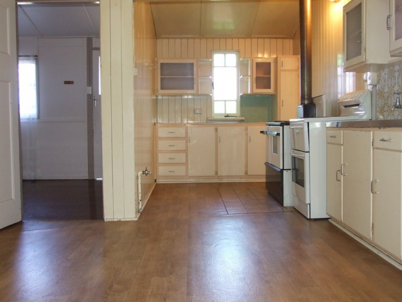 23 Nolan Street, Crows Nest QLD 4355