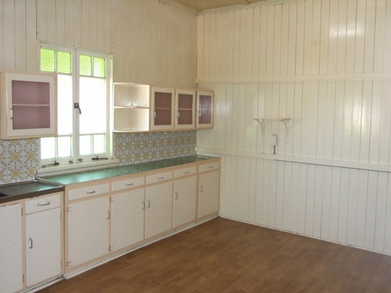 23 Nolan Street, Crows Nest QLD 4355