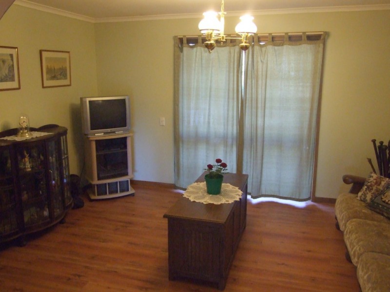 9925 New England Highway, Cabarlah QLD 4352