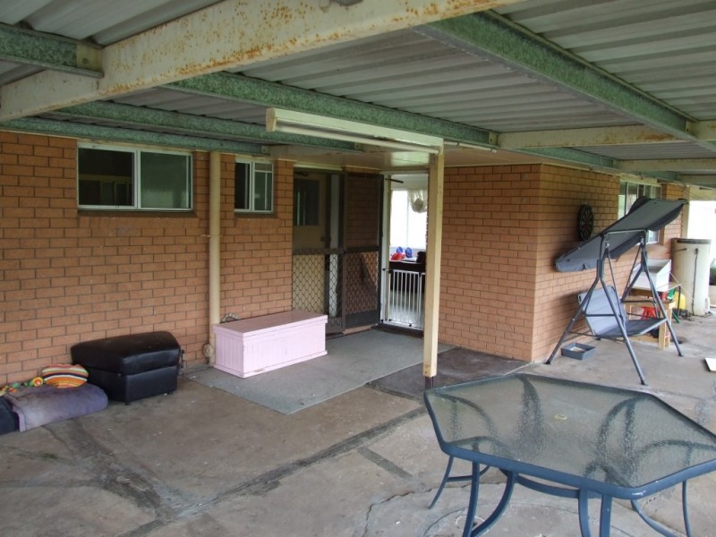 300 Reeds Road, Peranga QLD 4352