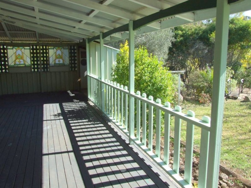 3a Station Street, Hampton QLD 4352