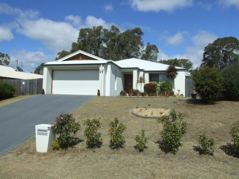 3 Lewis Street, Crows Nest QLD 4355