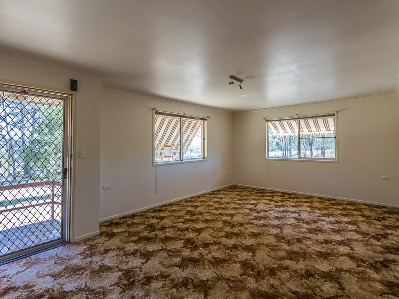 61 Perseverance Dam Road, Crows Nest QLD 4355