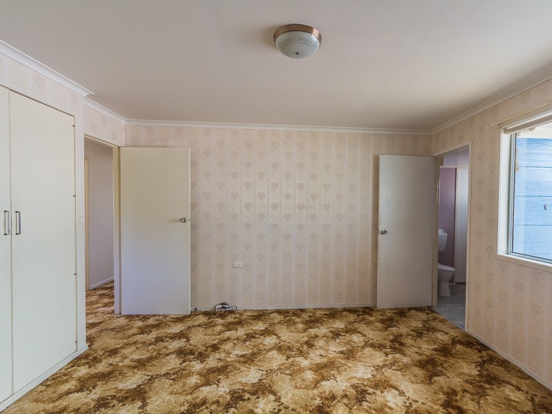 61 Perseverance Dam Road, Crows Nest QLD 4355