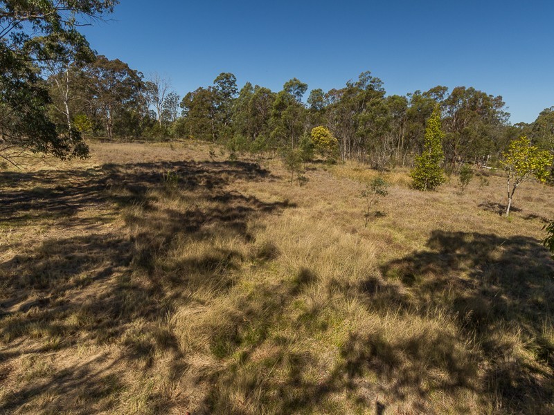 61 Perseverance Dam Road, Crows Nest QLD 4355
