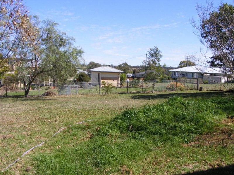 39 King Street, Goombungee QLD 4354