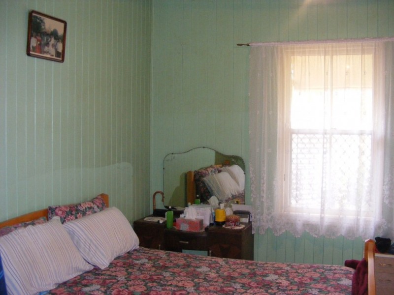 27 Nolan Street, Crows Nest QLD 4355