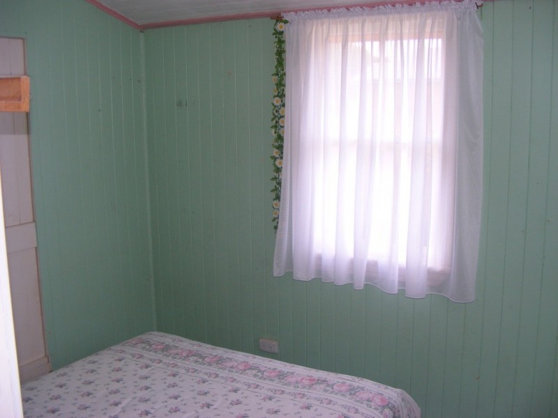 27 Nolan Street, Crows Nest QLD 4355