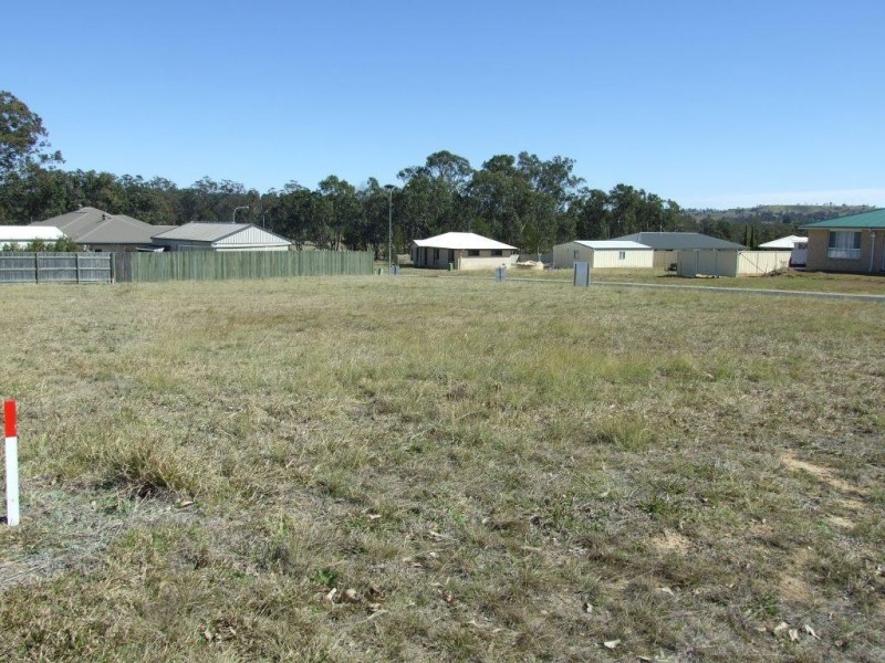 1 Jane Street, Crows Nest QLD 4355