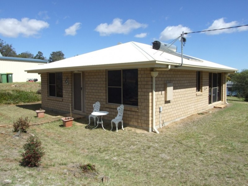 2-4 McDougall Street, Cooyar QLD 4402