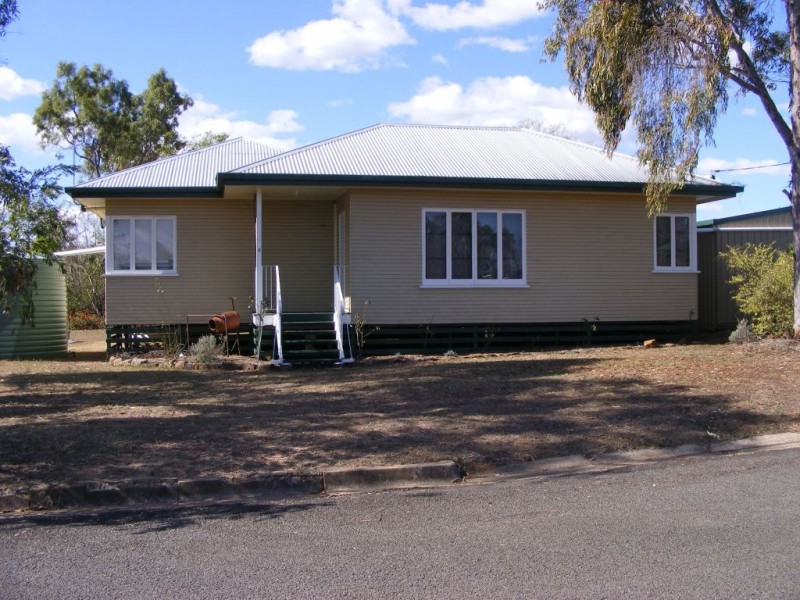 3 Hartwig Street, Goombungee QLD 4354