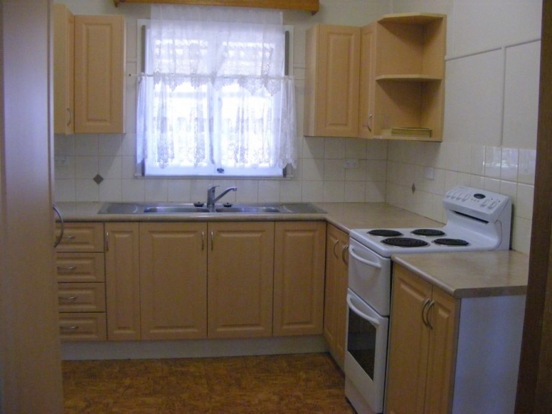 3 Hartwig Street, Goombungee QLD 4354