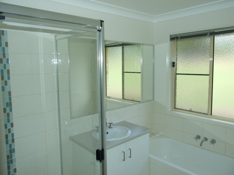 5 Alexander Close, Crows Nest QLD 4355