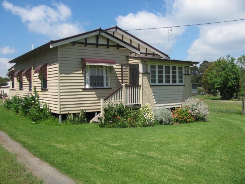 47 South Street, Crows Nest QLD 4355