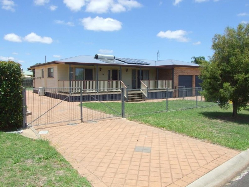 9 Lee Court, Crows Nest QLD 4355