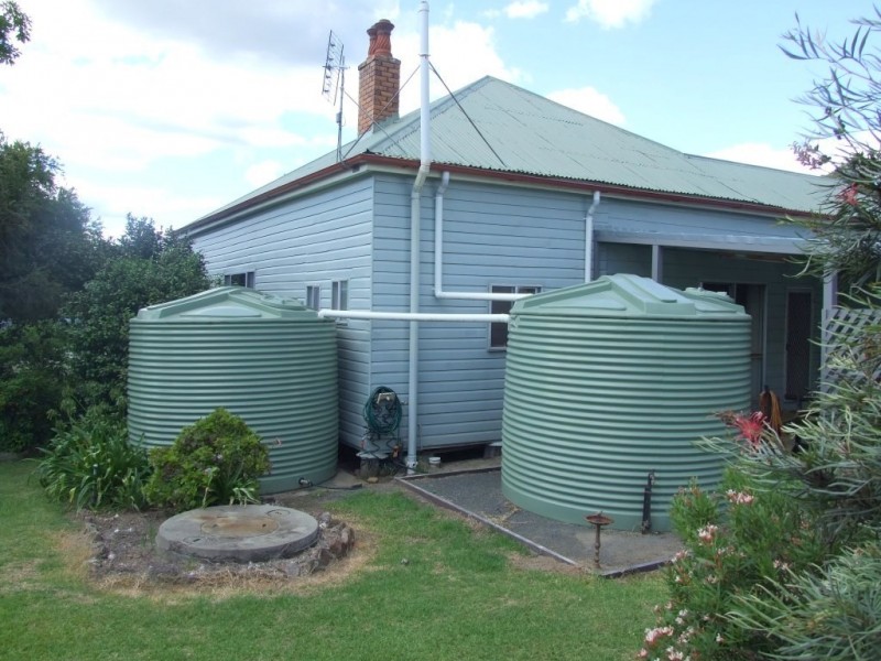 3 Albert Street, Crows Nest QLD 4355